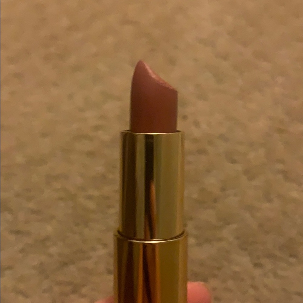 Bond No 9 Lipstick in Madison Square Park